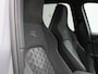 Volkswagen Golf Variant 1.5 eTSI R-Line Edition 116 PK Automaat | Demo | Apple Carplay draadloos | 360 Camera | Navigatie | Digital cockpit | Android Auto draadloos | Dodehoek sensoren | Elektrische achterklep | Black style | 18" Lichtmetalen velgen | Sportstoelen | Keyless access |