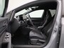 Volkswagen Golf Variant 1.5 eTSI R-Line Edition 116 PK Automaat | Demo | Apple Carplay draadloos | 360 Camera | Navigatie | Digital cockpit | Android Auto draadloos | Dodehoek sensoren | Elektrische achterklep | Black style | 18" Lichtmetalen velgen | Sportstoelen | Keyless access |
