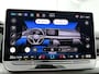 Volkswagen Golf 1.5 eHybrid Life Edition | Demo | 204 PK | Plug-IN | Navigatie | Stuur + Stoelverwarming | Keyless | Multimedia Pakket | Achteruitrijcamera | Getint glas | Adaptive cruise control | Lane Assist | Climate Control |