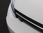 Volkswagen Golf 1.5 eTSI R-Line Business 150 PK | Automaat | Panoramisch Schuif - Kanteldak | Navigatie | Digital Cockpit pro | Keyless | Stoelverwarming | Ledachterlichten met dynamisch knipperlicht | Achteruitrijcamera | Design Pakket Exterieur 'Black Style'