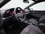 Volkswagen Golf 1.5 eTSI R-Line Business 150 PK | Automaat | Panoramisch Schuif - Kanteldak | Navigatie | Digital Cockpit pro | Keyless | Stoelverwarming | Ledachterlichten met dynamisch knipperlicht | Achteruitrijcamera | Design Pakket Exterieur 'Black Style'