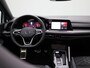 Volkswagen Golf 1.5 eTSI R-Line Business 150 PK | Automaat | Panoramisch Schuif - Kanteldak | Navigatie | Digital Cockpit pro | Keyless | Stoelverwarming | Ledachterlichten met dynamisch knipperlicht | Achteruitrijcamera | Design Pakket Exterieur 'Black Style'