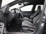 Volkswagen Golf Variant 1.5 eTSI R-Line Business | EM | Automaat | Navigatie | Carplay | Climatronic (Automatische Airco) | Digital Cockpit | Parkeercamera | Elektrische Achterklep