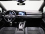 Volkswagen Golf Variant 1.5 eTSI R-Line Business | EM | Automaat | Navigatie | Carplay | Climatronic (Automatische Airco) | Digital Cockpit | Parkeercamera | Elektrische Achterklep