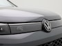 Volkswagen Tiguan 1.5 eHybrid R-Line Edition 204 PK | Demo | Automaat| Black Style | Panoramisch- en Kantel dak | 360' Camera | Travel Assist | Draadloze Apple carplay | Navigatie | Keyless | Ruiten getint | Achterklep elektrisch | Ergo stoelen | Dodehoeksensoren | Stoelverwarming |