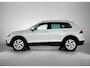 Volkswagen Tiguan 1.4 TSI eHybrid Elegance | 245 PK | SoH 90% | Automaat | Trekhaak | Panorama dak | Digital Cockpit PRO | All Season Banden | Stoel en Stuurverwarming