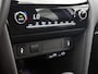 Toyota Yaris Cross 1.5 Hybrid 115 Dynamic Comfort Pack | BTW voertuig | Dodehoek detectie | Stuur+stoelverwarming | Parkeersensoren Voor+Achter | Draadloze telefoonlader |