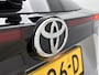 Toyota Yaris Cross 1.5 Hybrid 115 Dynamic Comfort Pack | BTW voertuig | Dodehoek detectie | Stuur+stoelverwarming | Parkeersensoren Voor+Achter | Draadloze telefoonlader |
