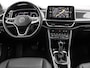 Volkswagen T-Roc 1.5 TSI 150pk DSG Style · Panoramadak · Camera · P-Sensoren · Apple/Android Car Play · Navigatie · 18'' Inch · Garantie t/m 02-11-2027 of 40.000km