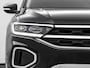Volkswagen T-Roc 1.5 TSI 150pk DSG Style · Panoramadak · Camera · P-Sensoren · Apple/Android Car Play · Navigatie · 18'' Inch · Garantie t/m 02-11-2027 of 40.000km