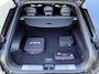 Kia EV6 GT AWD 77.4 kWh 585 pk / SOH 100% /Fabrieksgarantie tot 4-2031 / Dealer onderhouden / Meridian Audio / Elektrisch Glazen- Schuif- en Kanteldak / Warmtepomp / Camera 360° / Navi / Apple Carplay Android / 21" LM wielen / HUD / Sport & Kuipstoelen / CCS Snelladen / Elektr. Achterklep / Stoel Verwarming / Stuurwiel Verwarming / Achterbank Verwarming / DAB /