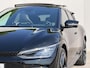 Kia EV6 GT AWD 77.4 kWh 585 pk / SOH 100% /Fabrieksgarantie tot 4-2031 / Dealer onderhouden / Meridian Audio / Warmtepomp / Camera 360° / Navi / Apple Carplay Android / 21" LM wielen / HUD / Sport & Kuipstoelen / CCS Snelladen / Elektr. Achterklep / Stoel Verwarming / Stuurwiel Verwarming / Achterbank Verwarming / DAB /