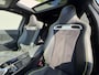 Kia EV6 GT AWD 77.4 kWh 585 pk / SOH 100% /Fabrieksgarantie tot 4-2031 / Dealer onderhouden / Meridian Audio / Warmtepomp / Camera 360° / Navi / Apple Carplay Android / 21" LM wielen / HUD / Sport & Kuipstoelen / CCS Snelladen / Elektr. Achterklep / Stoel Verwarming / Stuurwiel Verwarming / Achterbank Verwarming / DAB /