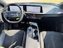 Kia EV6 GT AWD 77.4 kWh 585 pk / SOH 100% /Fabrieksgarantie tot 4-2031 / Dealer onderhouden / Meridian Audio / Warmtepomp / Camera 360° / Navi / Apple Carplay Android / 21" LM wielen / HUD / Sport & Kuipstoelen / CCS Snelladen / Elektr. Achterklep / Stoel Verwarming / Stuurwiel Verwarming / Achterbank Verwarming / DAB /
