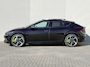 Kia EV6 GT AWD 77.4 kWh 585 pk / SOH 100% /Fabrieksgarantie tot 4-2031 / Dealer onderhouden / Meridian Audio / Elektrisch Glazen- Schuif- en Kanteldak / Warmtepomp / Camera 360° / Navi / Apple Carplay Android / 21" LM wielen / HUD / Sport & Kuipstoelen / CCS Snelladen / Elektr. Achterklep / Stoel Verwarming / Stuurwiel Verwarming / Achterbank Verwarming / DAB /