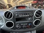 Peugeot Partner Tepee 110 Pk Benzine Style uitvoering * Airco * Trekhaak * Cruise Control * 5-Persoons * Parkeersensoren * Vingerhoets; Vierde Generatie Eersteklas Service. Al meer dan 100 jaar een begrip in de Brabantse Kempen