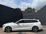 Volvo V60 2.0 T4 R-Design | Trekhaak | CarPlay | Stoelverw. | Memory | Distributieriem is vervangen