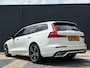 Volvo V60 2.0 T4 R-Design | Trekhaak | CarPlay | Stoelverw. | Memory | Distributieriem is vervangen
