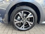 Toyota Yaris 1.5 Hybrid 115 Dynamic Comfort Pack|Parkeersensoren|Camera|Apple CarPlay/Android Auto|Dodehoeksensor|Stoelverw.