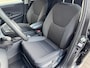 Toyota Yaris 1.5 Hybrid 115 Dynamic Comfort Pack|Parkeersensoren|Camera|Apple CarPlay/Android Auto|Dodehoeksensor|Stoelverw.
