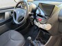 Peugeot 107 1.0 Active - 5Drs - Navigatie / Apple CaprPlay I Airco I Comfort pakket I Dealer onderhouden