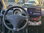 Peugeot 107 1.0 Active - 5Drs - Navigatie / Apple CaprPlay I Airco I Comfort pakket I Dealer onderhouden