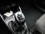 Kia Stonic 1.0 T 100 More | Cruise control | navigatie | Climate control | Camera achter | Lichtmetalen velgen | Keyless |
