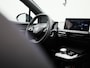 MG MG4 Electric Standard 51 kWh 170PK | Climate Control | Keyless Entry & Start | 17'' Inch Velgen | Parkeersensoren | All Season Banden | Apple CarPlay & Android Auto