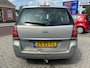Opel Zafira 2.2 Temptation 7 persoon | airco | trekhaak | cruise | nieuwe apk !