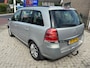 Opel Zafira 2.2 Temptation 7 persoon | airco | trekhaak | cruise | nieuwe apk !