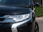 Mitsubishi Outlander 2.0 PHEV Executive Edition - STOEL VERW - PARK CAMERA - DVD - CRUISE / CLIMATE CONTR !