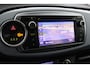 Toyota Yaris 1.5 Full Hybrid Dynamic | Leder-Stof bekleding| Climate control | Cruise control | Lage km stand |