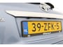 Toyota Yaris 1.5 Full Hybrid Dynamic | Leder-Stof bekleding| Climate control | Cruise control | Lage km stand |