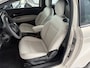 Fiat 500 Giorgio Armani Edition 42 kWh Achteruitrijcamera - Airco - Apple carplay - Navigatie - Parkeersensoren - Draadloze telefoonlader - Panoramadak - Stoelverwarming - Licht metalen velgen 17 inch - Led verlichting Bluetooth - dodehoek detector - Elektrische ramen - Extra getint glas achter - Keyless start - lederen bekleding - Stuur multifunctioneel