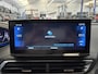 Peugeot 5008 Benzine 130 Pk ** Automaat ** Luxe GT * 7-Persoons * * Adaptive Cruise Control * Navigatie af fabriek + Apple Carplay / Android Auto * Stoelverwarming * 1/2 Lederen interieur * Achteruitrij Camera * Climate Control * Full Led Verlichting * Dod Vingerhoets; Vierde Generatie Eersteklas Service. Al meer dan 100 jaar een begrip in de Brabantse Kempen