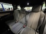 Peugeot 5008 Benzine 130 Pk ** Automaat ** Luxe GT * 7-Persoons * * Adaptive Cruise Control * Navigatie af fabriek + Apple Carplay / Android Auto * Stoelverwarming * 1/2 Lederen interieur * Achteruitrij Camera * Climate Control * Full Led Verlichting * Dod Vingerhoets; Vierde Generatie Eersteklas Service. Al meer dan 100 jaar een begrip in de Brabantse Kempen