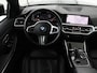 BMW 3-Serie Touring 320i Executive Edition | Carplay | Digital cockpit | Parkeersensoren | Bluetooth | Elektrische achterklep | Automaat | LM | DAB | Sfeerverlichting | Leer