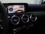 Mercedes-Benz A-klasse 250e Business Solution AMG | Panoramaschuifdak | Premium Plus | Head-up display | Dodehoekassistent |