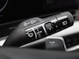 Kia Sportage 1.6 T-GDi Hybrid Dark Edition | Stuur-/stoelverwarming v+a | Camera | Elek. stoelverstelling | 18" LM | Cruise adapt. | Navi | Clima | Half leer/suède |