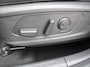 Kia Sportage 1.6 T-GDi Hybrid Dark Edition | Stuur-/stoelverwarming v+a | Camera | Elek. stoelverstelling | 18" LM | Cruise adapt. | Navi | Clima | Half leer/suède |