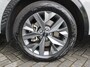 Kia Sportage 1.6 T-GDi Hybrid Dark Edition | Stuur-/stoelverwarming v+a | Camera | Elek. stoelverstelling | 18" LM | Cruise adapt. | Navi | Clima | Half leer/suède |