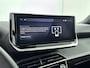 Peugeot 2008 SUV 100pk Allure | Navigatie | Parkeersensoren | Volledig Digitaal instrumentenpaneel | Draadloos Carplay