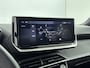 Peugeot 2008 SUV 100pk Allure | Navigatie | Parkeersensoren | Volledig Digitaal instrumentenpaneel | Draadloos Carplay