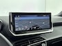 Peugeot 2008 SUV 100pk Allure | Navigatie | Parkeersensoren | Volledig Digitaal instrumentenpaneel | Draadloos Carplay