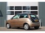 Lancia Ypsilon 1.4-16V Oro Automaat Clima/Elek.Ramen/C.V./RadioCD/AlcantaraBekleding/DistributieVervangen/APK:01-04-2027