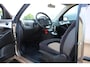 Lancia Ypsilon 1.4-16V Oro Automaat Clima/Elek.Ramen/C.V./RadioCD/AlcantaraBekleding/DistributieVervangen/APK:01-04-2027