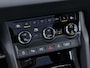 Skoda Karoq 1.5 TSI DSG Sportline Business | Trekhaak | 360 Graden Camera | Parkeersensoren | Panoramadak | Cruise Control Adaptief | Virtual Cockpit | Elektrische Achterklep | Navigatie | Apple Carplay | Android Auto | Stoelverwarming