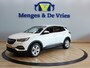 Opel Grandland X 1.2 Turbo Online Edition Airco ECC | Trekhaak | Parkeer Sensoren | Cruise Control | Navigatie | Apple Carplay | Isofix | NAP
