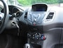 Ford Fiesta 1.0 Style Ultimate dealer onderhouden wordt afgeleverd met nieuwe apk
