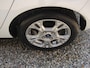 Ford Fiesta 1.0 Style Ultimate dealer onderhouden wordt afgeleverd met nieuwe apk